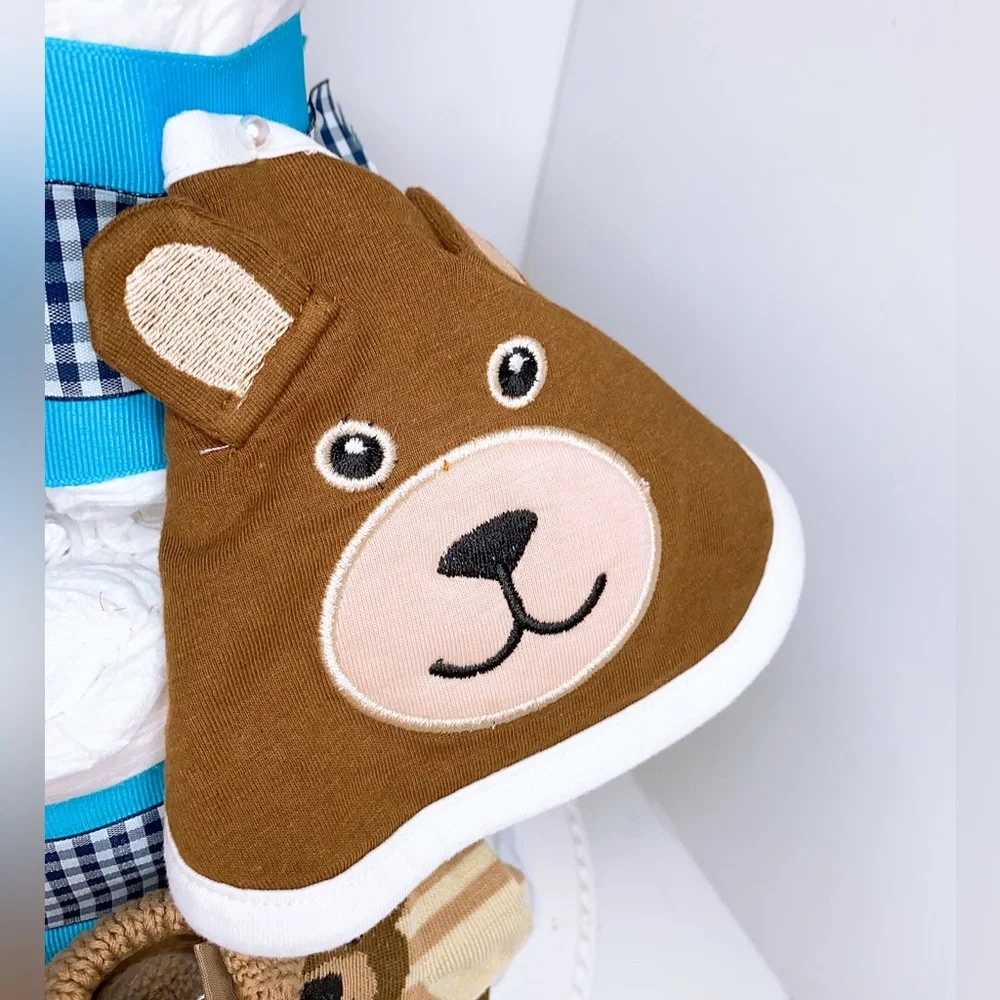 Teddy Bear Diaper Cake